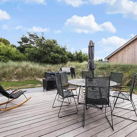 Bv209-blavand-gl-skolevej-17 בית נופש *