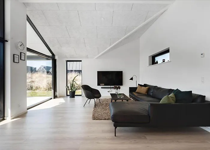 Bv209-blavand-gl-skolevej-17 *